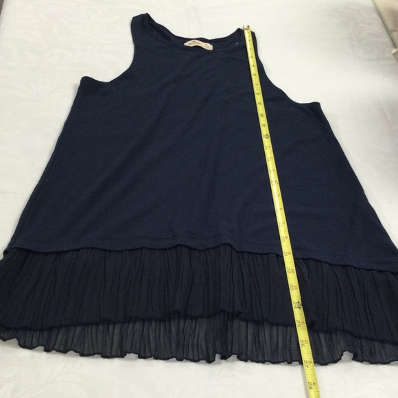 HOLLISTER TOP - Picture 8 of 11